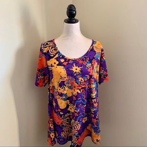 EUC LuLaRoe Perfect T